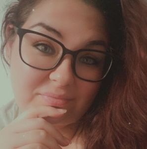 Meet your Posher, Krystle